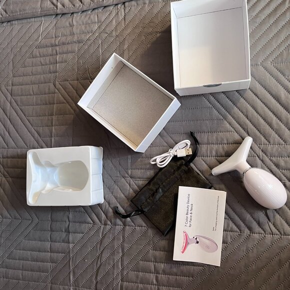 1(fer)New Facial In Box. Massager - Picture 4 of 4